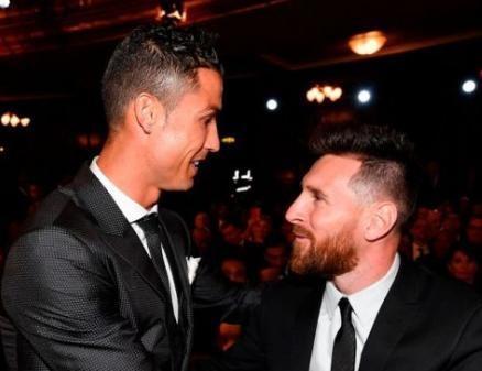 西海岸投资人：祝邵佳一在国足好运，希望广大球迷多多包容他