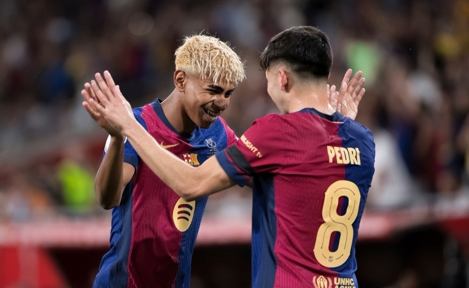 东契奇生涯30+5+5场次超越字母哥，升至历史第五